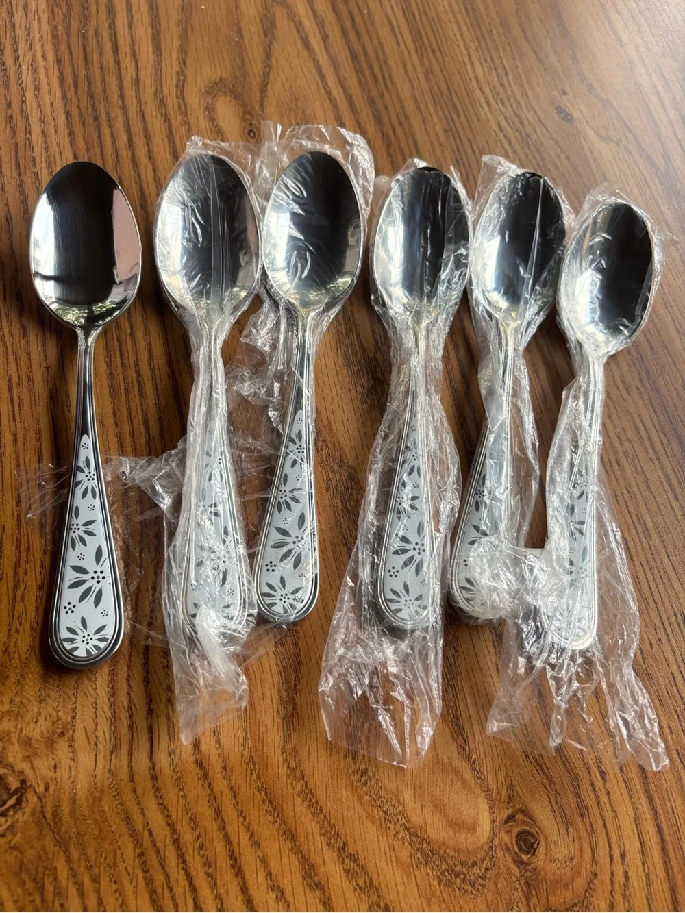 Temp-Tations Silver Soup Spoons Set with Gray/ White Floral Handles (6)